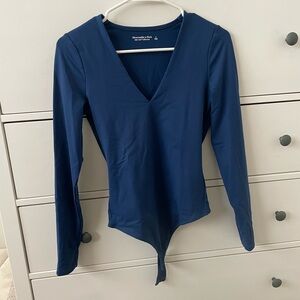 Abercrombie Long Sleeve Seamless Fabric V-Neck Bodysuit
